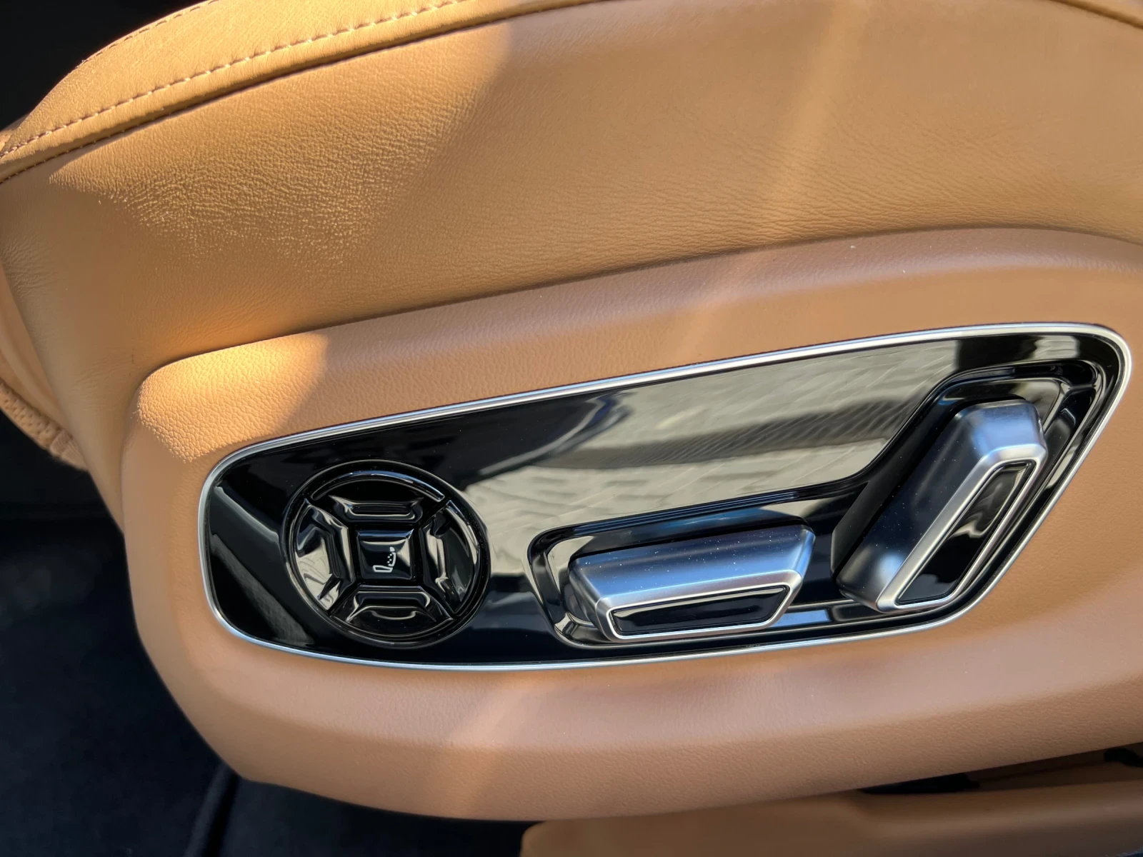 Audi A8 55TFSI, снимка 12 - Автомобили и джипове - 53747135