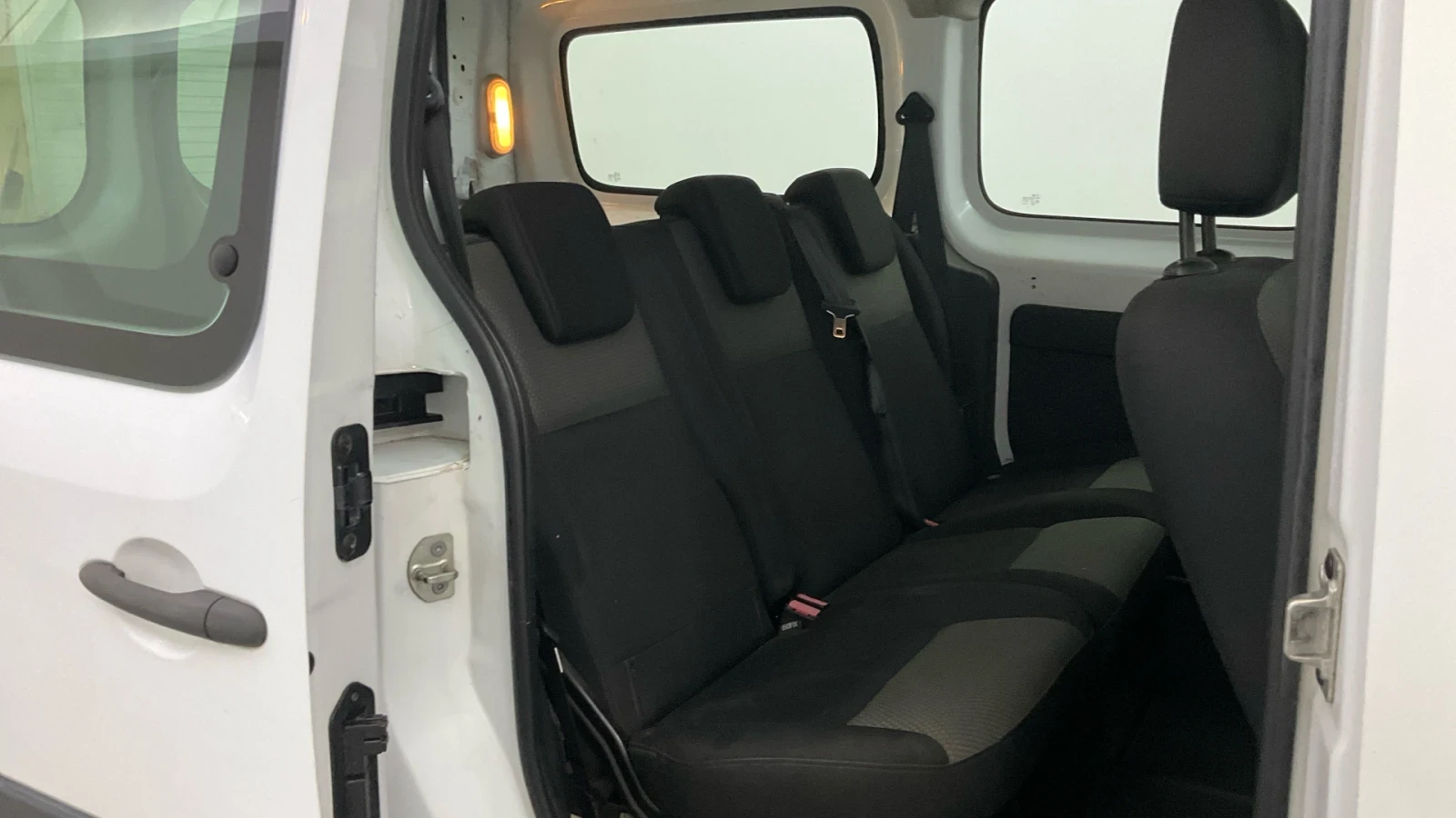 Renault Kangoo Maxi 88% батерия 58000км, снимка 5 - Автомобили и джипове - 53791857