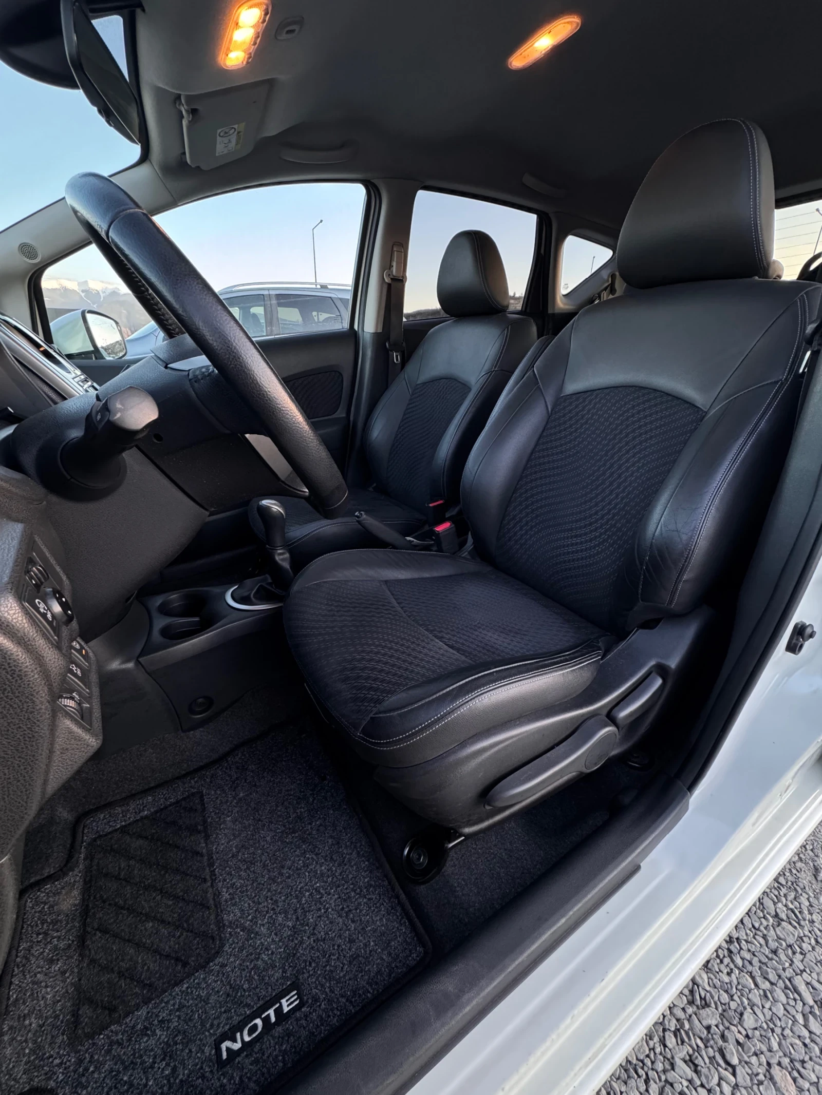 Nissan Note Navi/Camera/Road assistance/service history, снимка 13 - Автомобили и джипове - 53841732