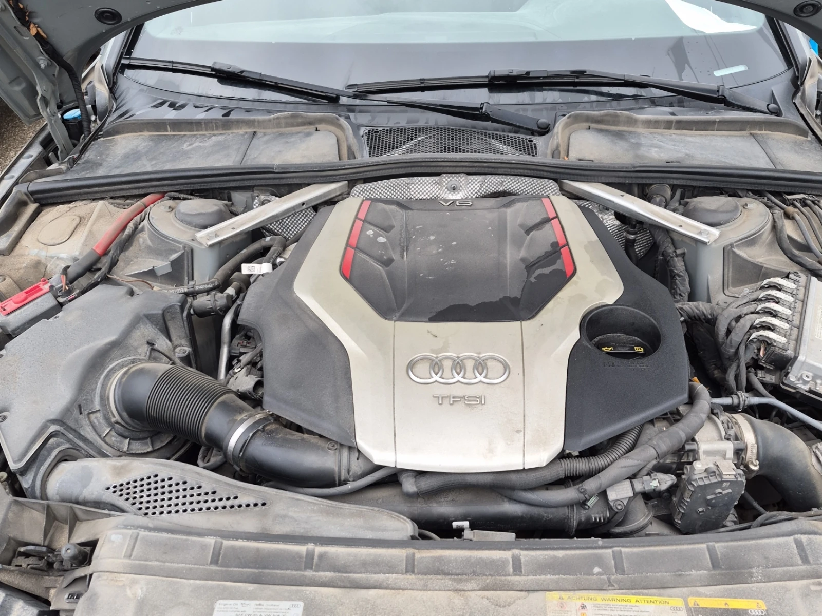 Audi S4 PRESTIGE SEDAN 4D* Back cam* Шибидах* Масажи* Подг, снимка 15 - Автомобили и джипове - 54067305