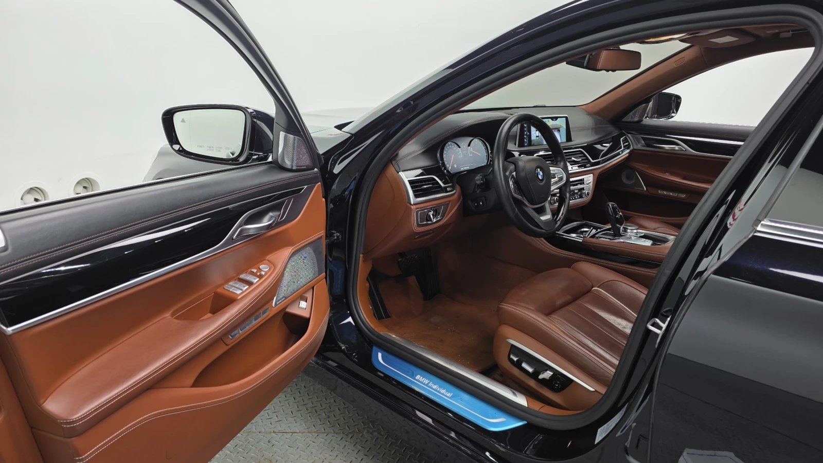 BMW 750 750Li xDrive Vision 100 Edition | HUD | ����� | �� | Mobile.bg � ����������� 5