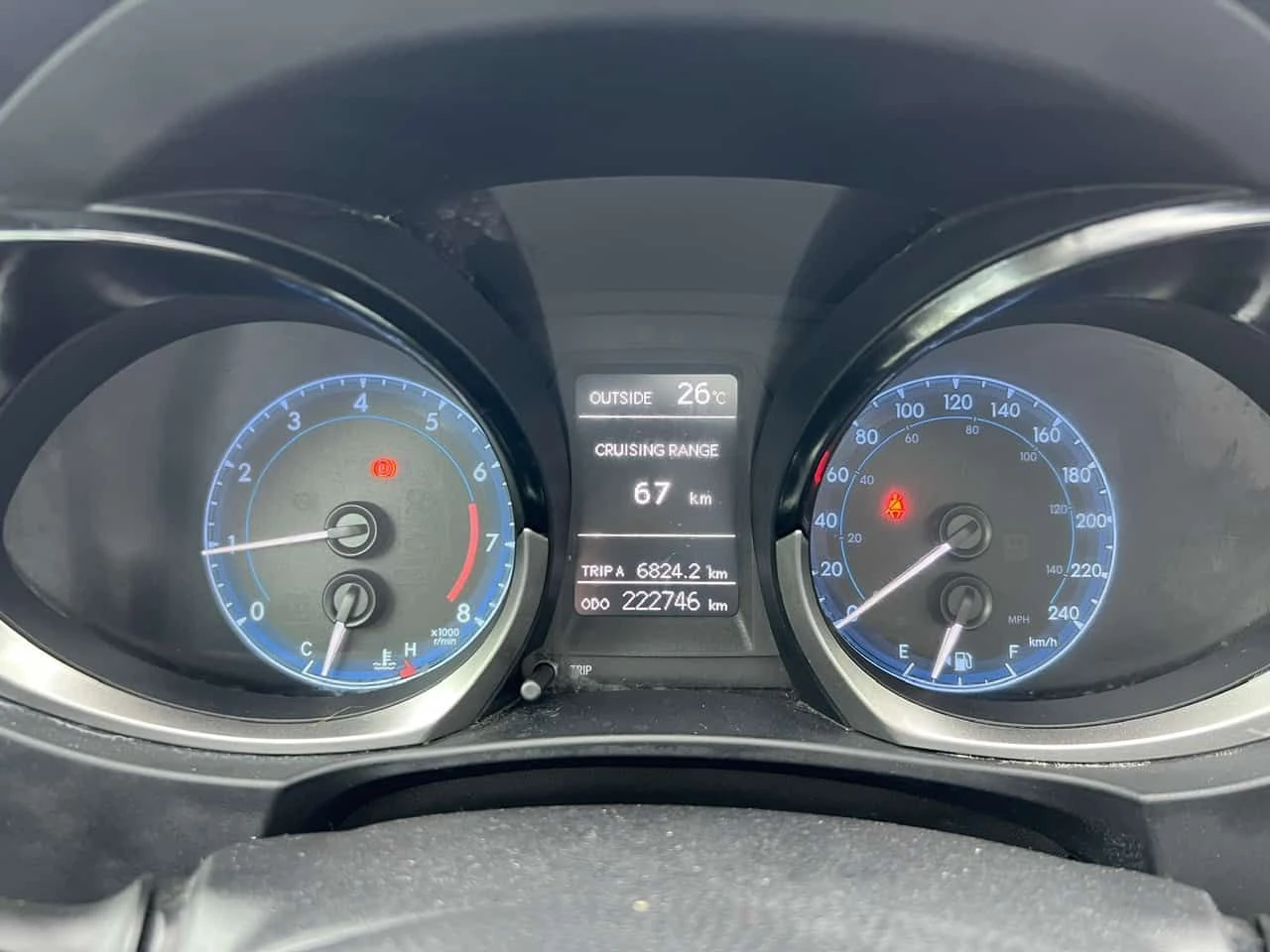 Toyota Corolla * 4dr Sdn * АВТОКРЕДИТ БЕЗ ПЪРВОНАЧАЛНА ВНОСКА* , снимка 8 - Автомобили и джипове - 55164015