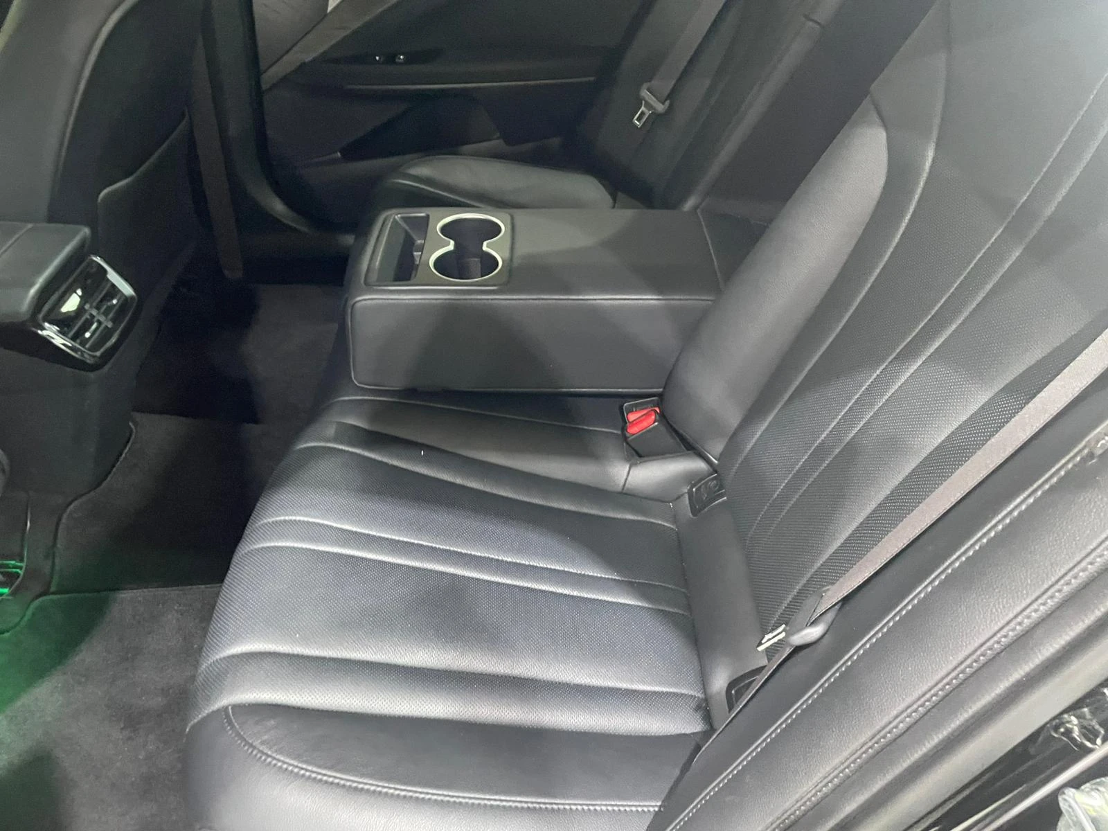 Kia K8 3.5 LPG ! 2WD ! Trendy !, снимка 12 - Автомобили и джипове - 55275653