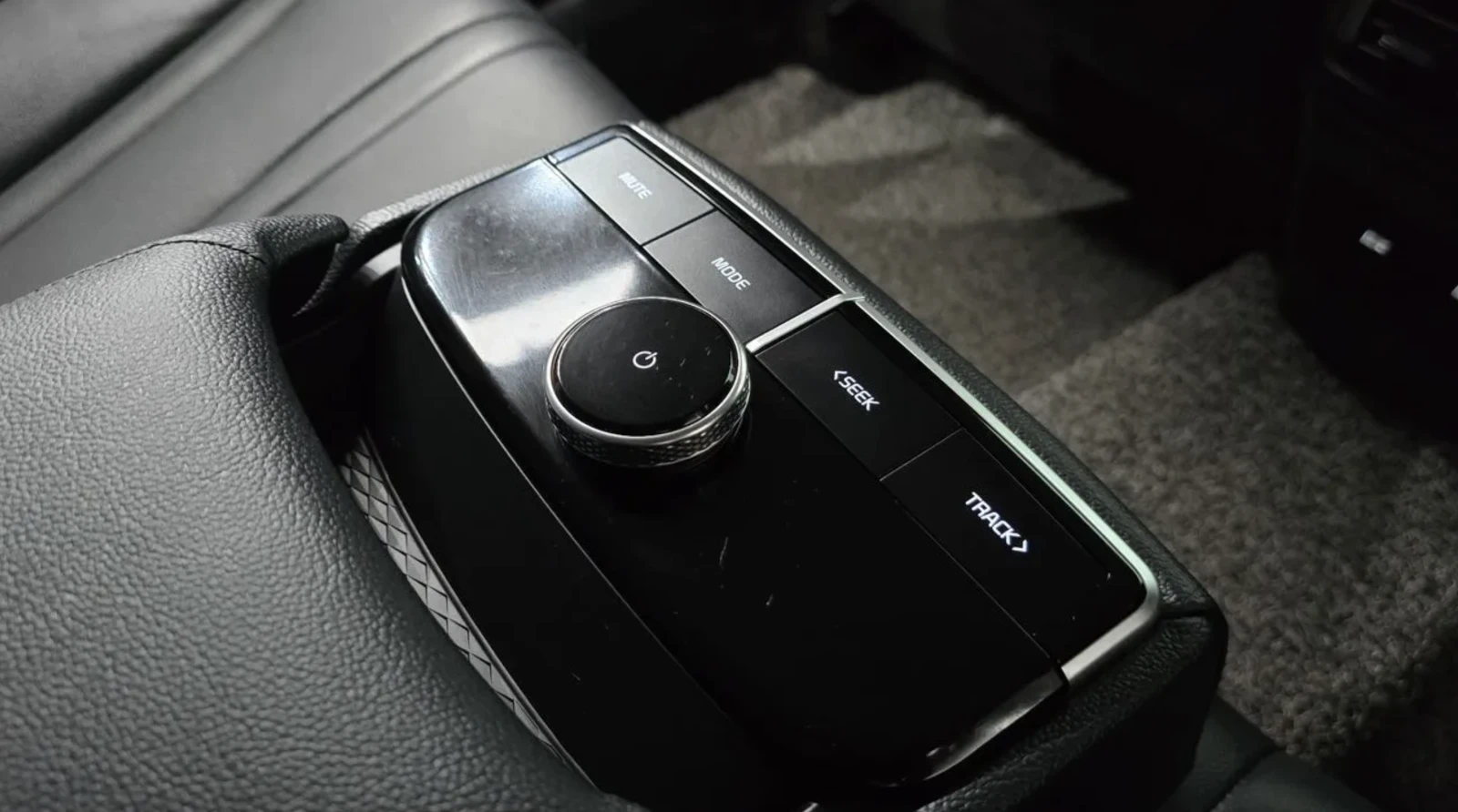 Kia K8 FULL | LPG 3.5 | 4x �����| MERIDIAN| 360 | Mobile.bg � ����������� 16