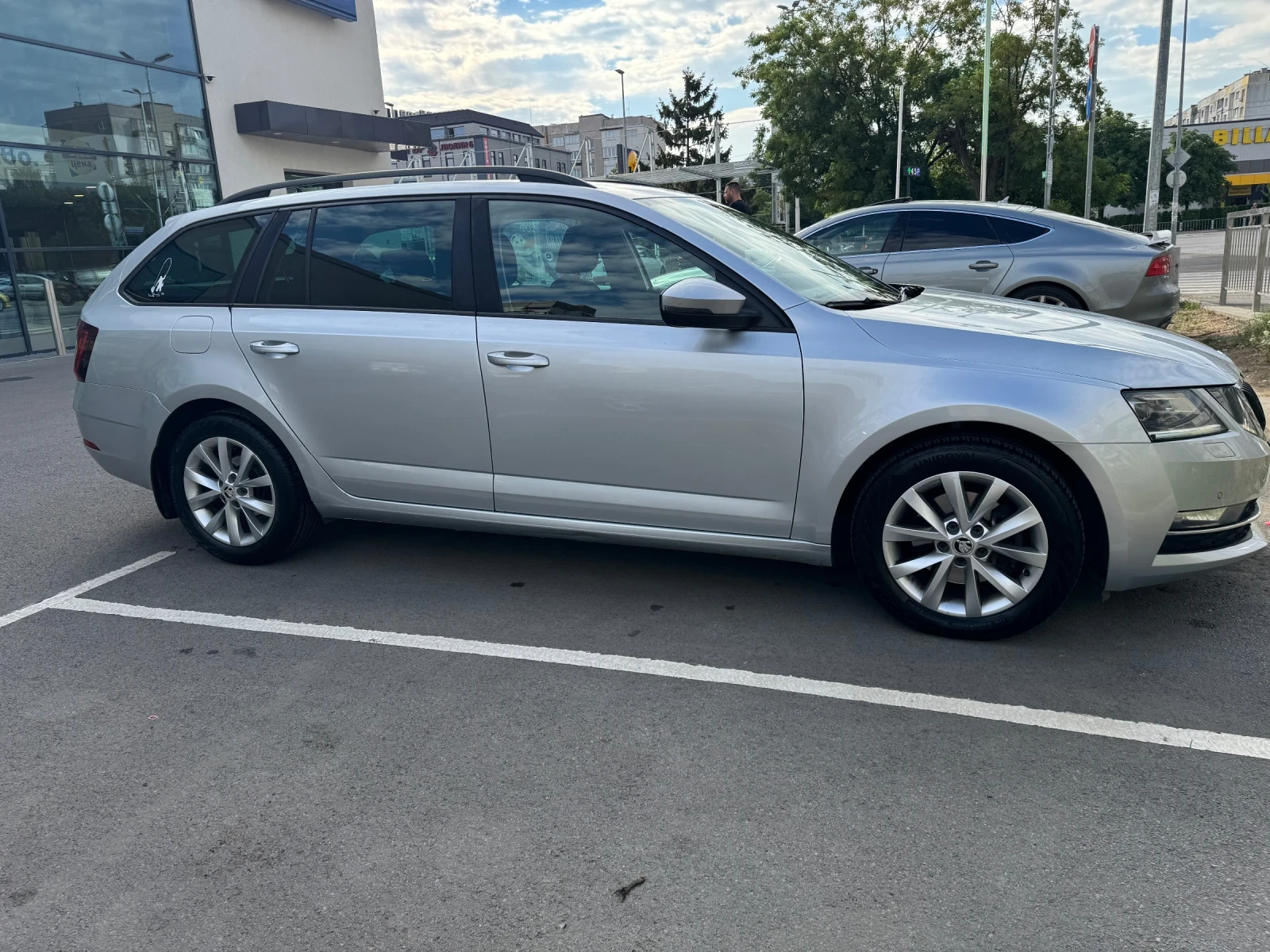 Skoda Octavia 2.0 TDI, DSG 7, снимка 6 - Автомобили и джипове - 55444929