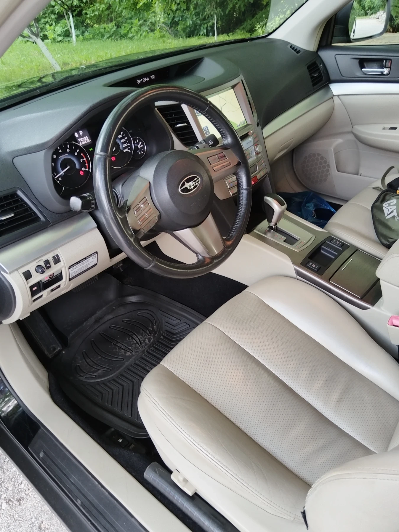 Subaru Outback 2.5, снимка 10 - Автомобили и джипове - 55539352