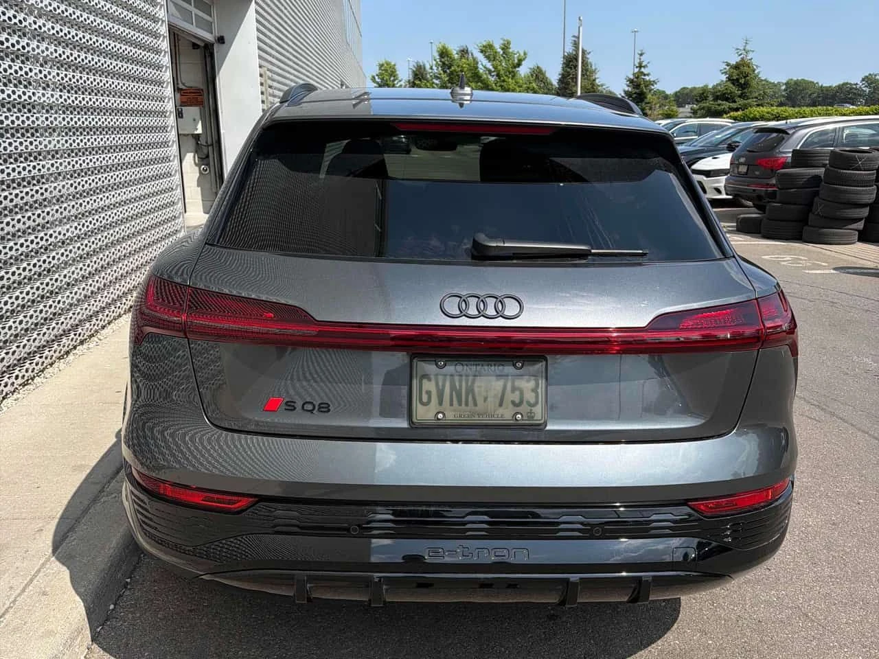 Audi E-Tron SQ8 / 360 / DIS / HUD / CARFAX , снимка 4 - Автомобили и джипове - 55547983