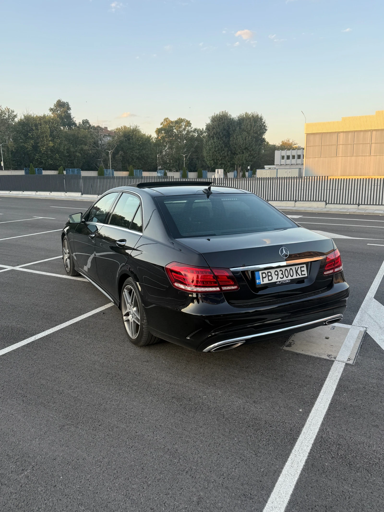 Mercedes-Benz E 400 4matic AMG Line, снимка 3 - Автомобили и джипове - 55552068