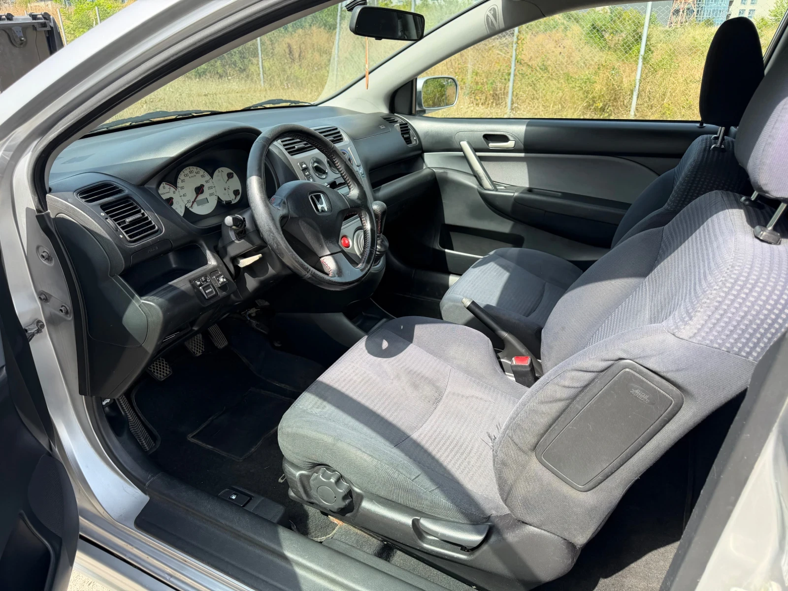 Honda Civic 1.6 VTEC, снимка 12 - Автомобили и джипове - 55858171
