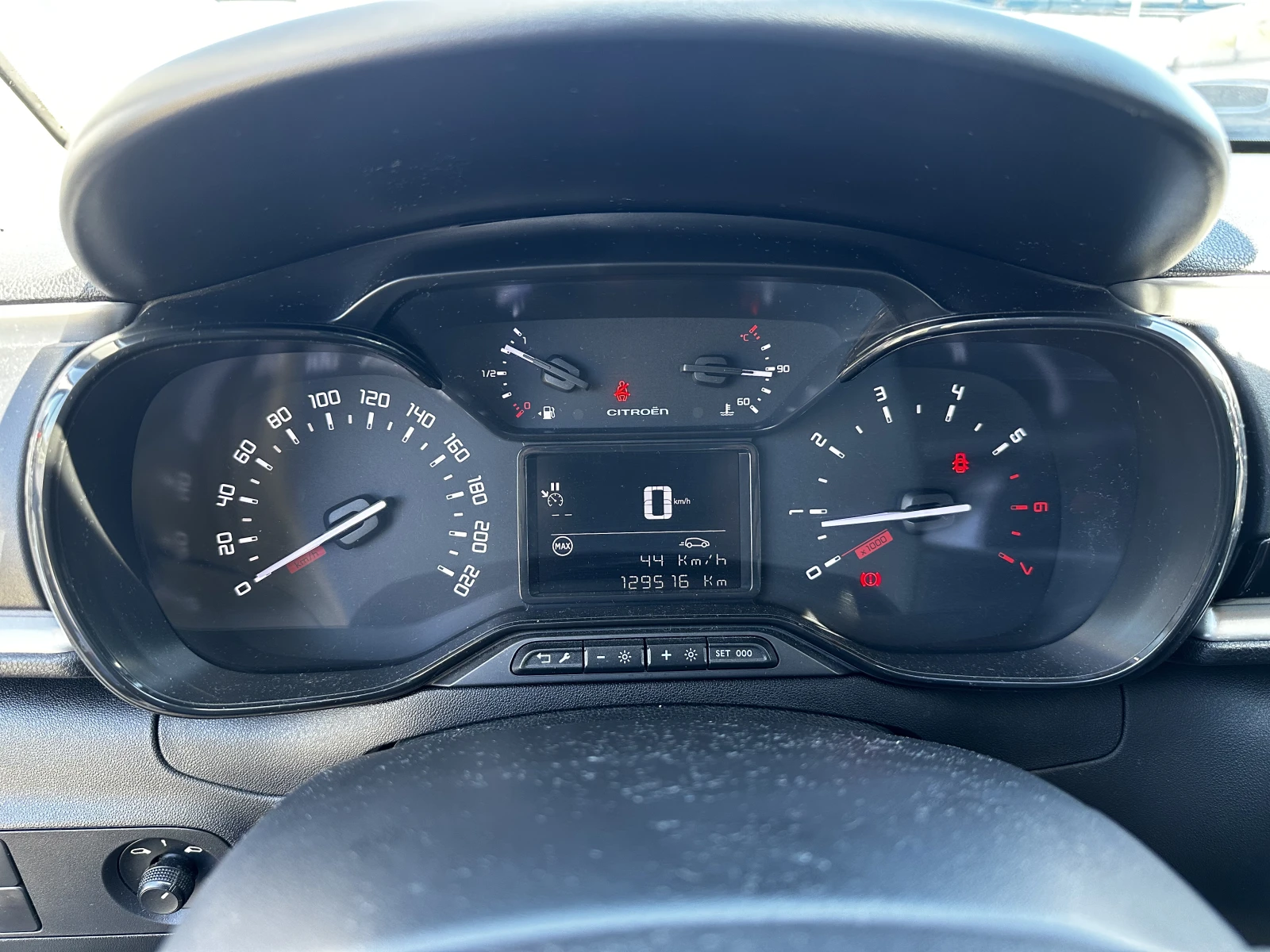 Citroen C3 1.2 PureTech two-tone, снимка 12 - Автомобили и джипове - 56296942