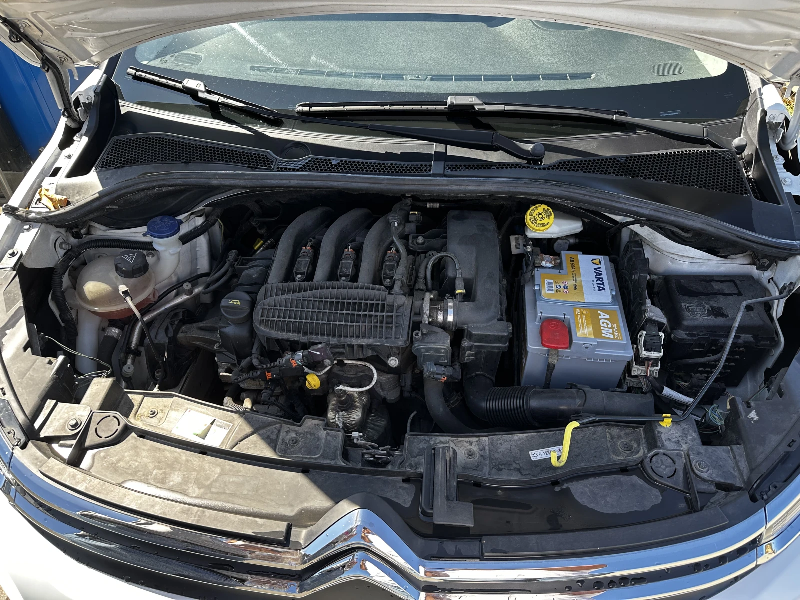 Citroen C3 1.2 PureTech two-tone, снимка 9 - Автомобили и джипове - 56296942