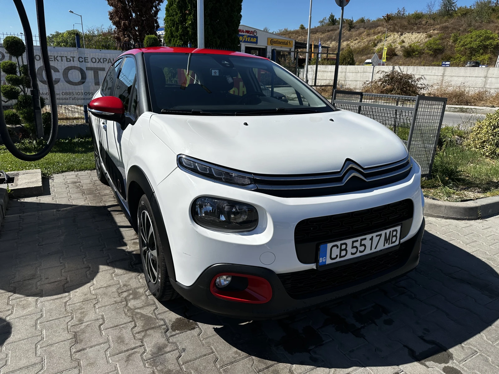 Citroen C3 1.2 PureTech two-tone, снимка 5 - Автомобили и джипове - 56296942