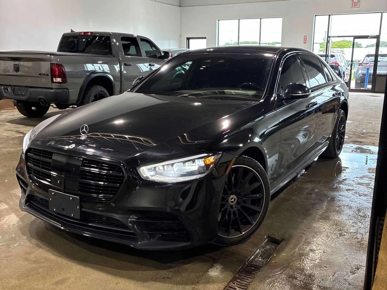 Mercedes-Benz S 580 * CARFAX * ОПЦИЯ ЗА ФИНАНСИРАНЕ