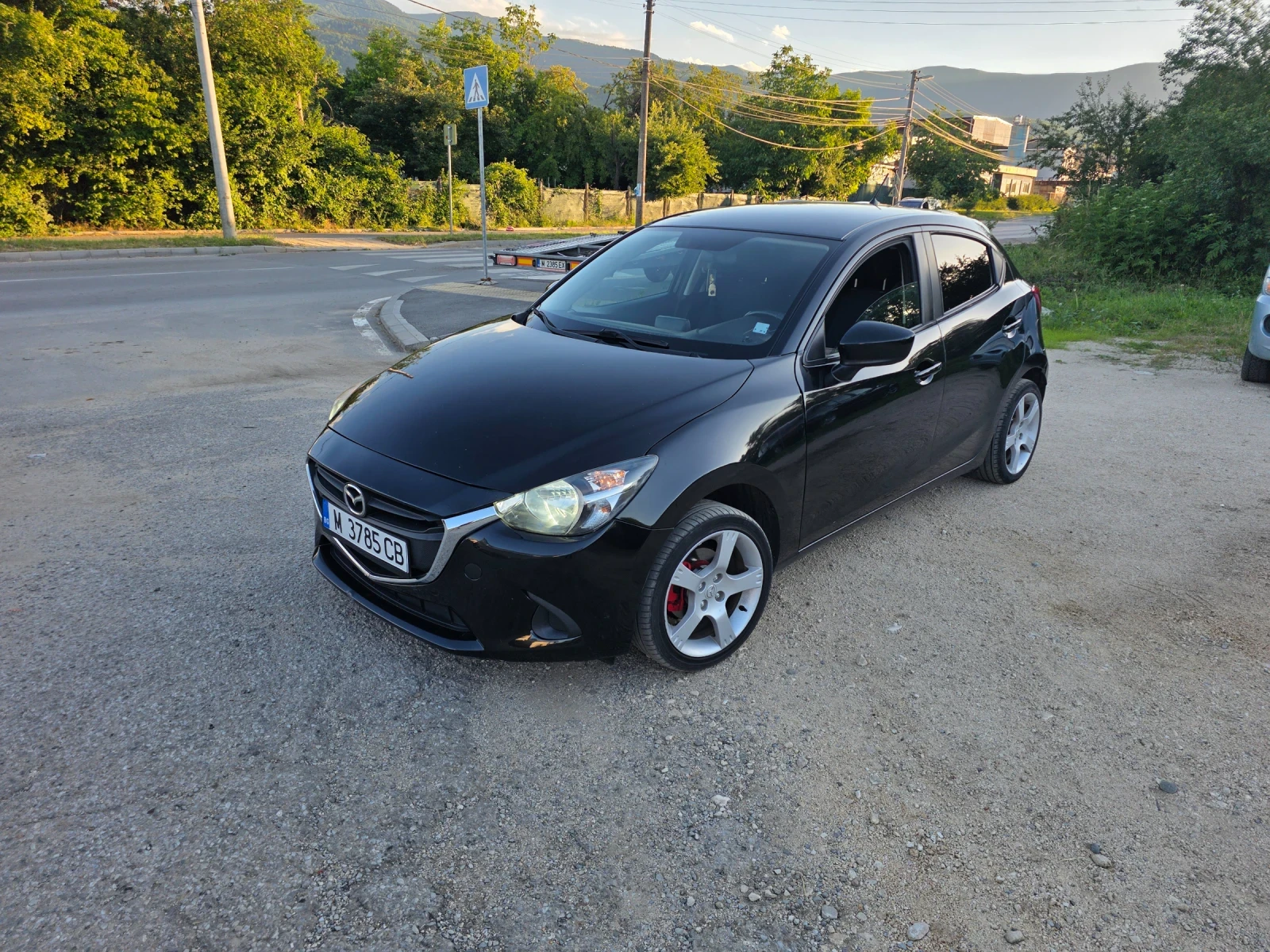 Mazda 2 1.5Skyactiv, снимка 2 - Автомобили и джипове - 56418068