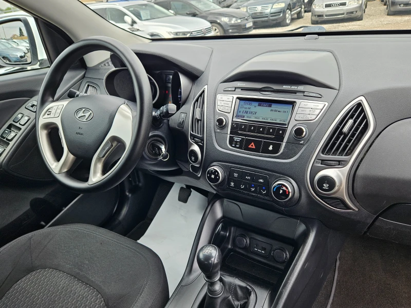 Hyundai IX35 1, 7CRDI - 116кс., снимка 12 - Автомобили и джипове - 47089254