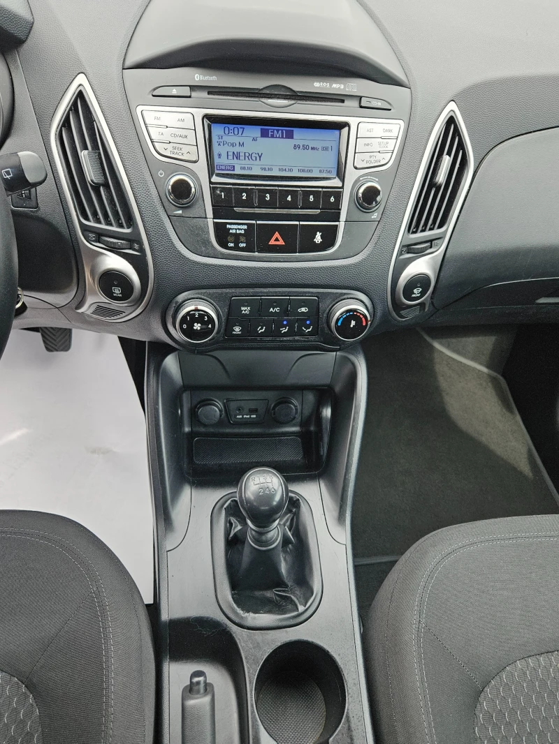 Hyundai IX35 1, 7CRDI - 116кс., снимка 15 - Автомобили и джипове - 47089254