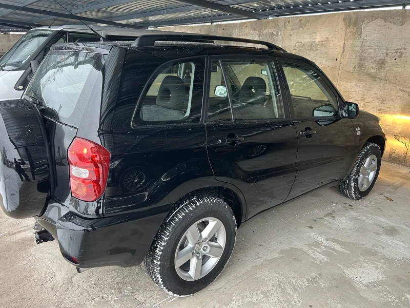 Toyota Rav4 2.0 TDI, снимка 2 - Автомобили и джипове - 49182742