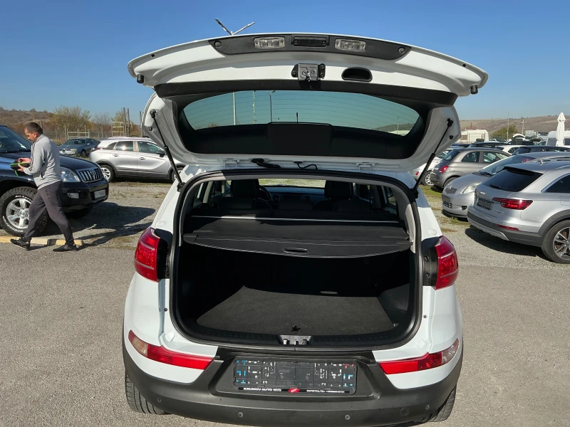 Kia Sportage 1.7 CRDI, снимка 9 - Автомобили и джипове - 52259663