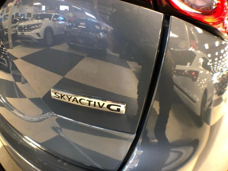 Mazda CX-5 * KURO EDITION AWD LEATHER SUNROOF CARPLAY CAMERA , снимка 10 - Автомобили и джипове - 53000716