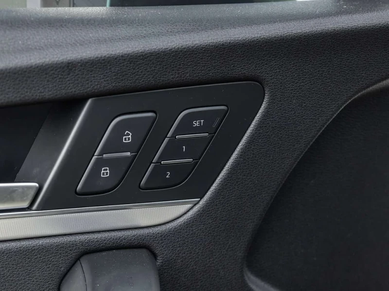 Audi Q5 * quattro Premium Plus * CARFAX * ЦЕНА ДО БГ, снимка 15 - Автомобили и джипове - 53357202