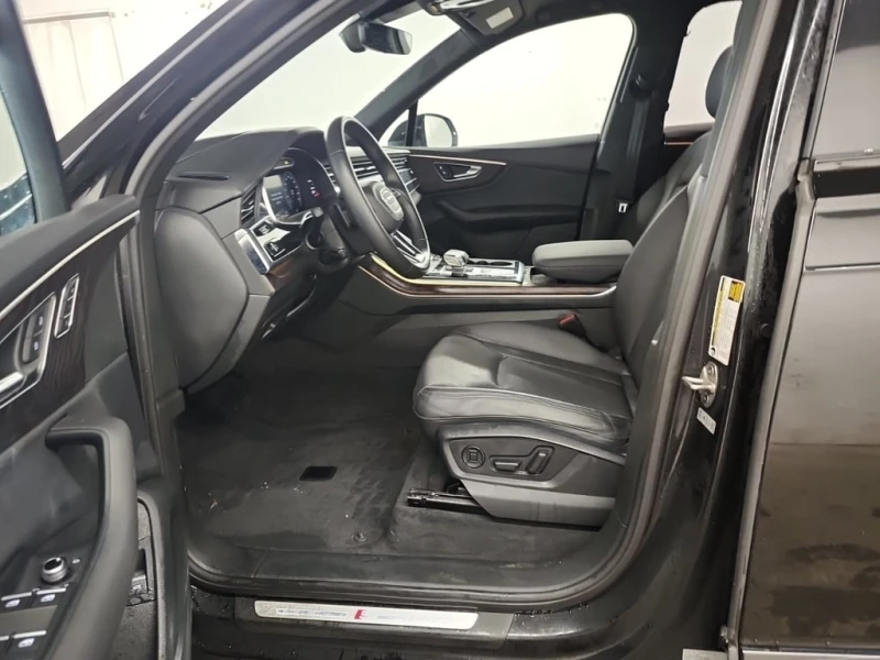 Audi Q7 55tfsi * TECHNIK * 20500km! * CARFAX * , снимка 10 - Автомобили и джипове - 53451185