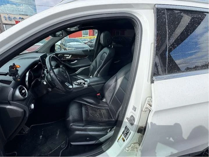 Mercedes-Benz GLC GLC 300, снимка 9 - Автомобили и джипове - 53985109