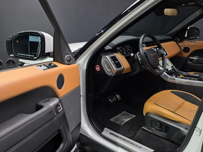 Land Rover Range Rover Sport 3.0 Automatic, снимка 9 - Автомобили и джипове - 55873433