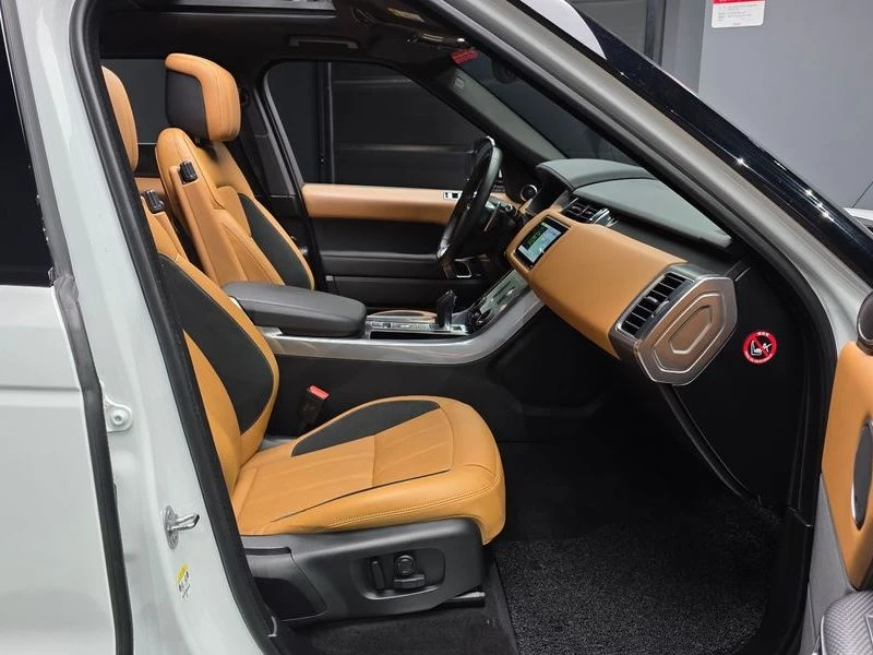 Land Rover Range Rover Sport 3.0 Automatic, снимка 10 - Автомобили и джипове - 55873433