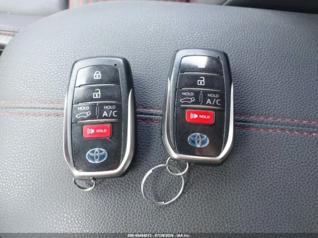 Toyota Rav4 Prime XSE Plug In Hybrid, снимка 11 - Автомобили и джипове - 55899220