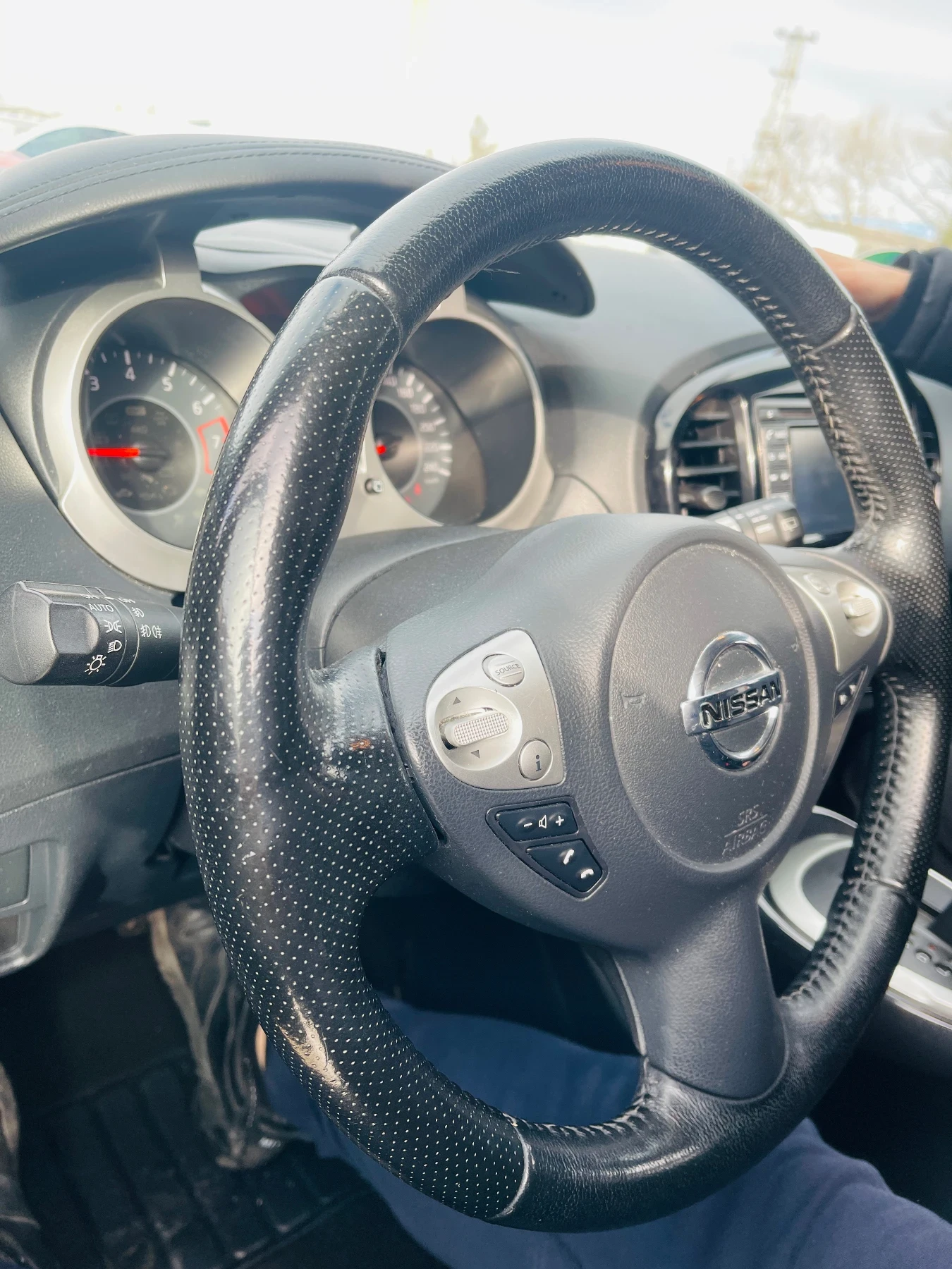 Nissan Juke 1.6 16v 117к.с АВТОМАТИК - изображение 9