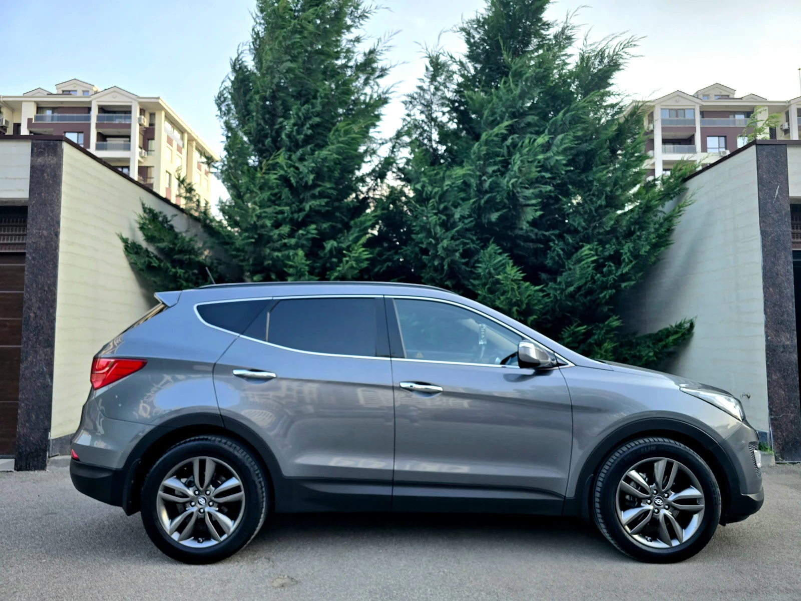 Hyundai Santa fe 2.2-PREMIUM-4x4 - изображение 4