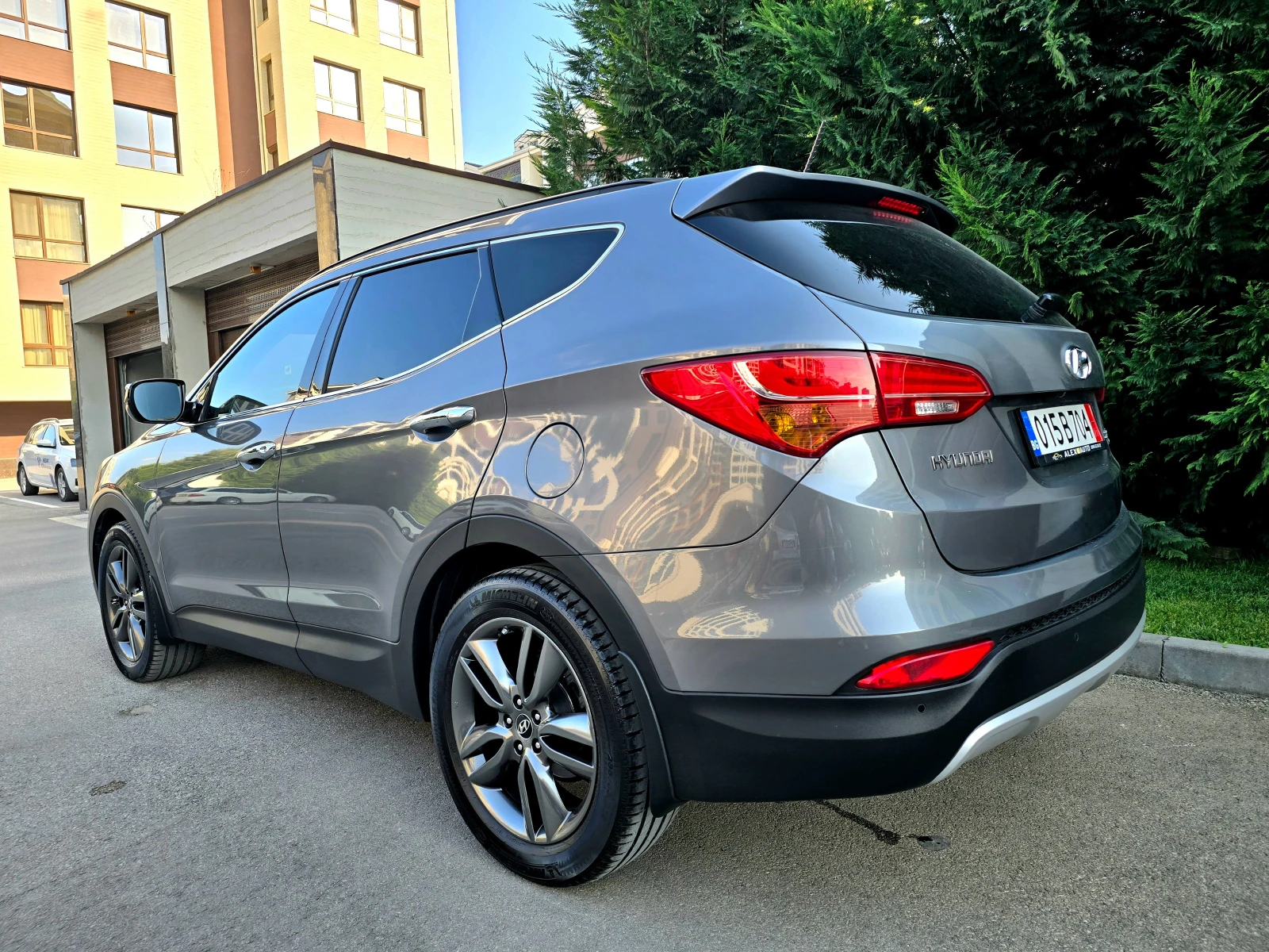 Hyundai Santa fe 2.2-PREMIUM-4x4 - изображение 7