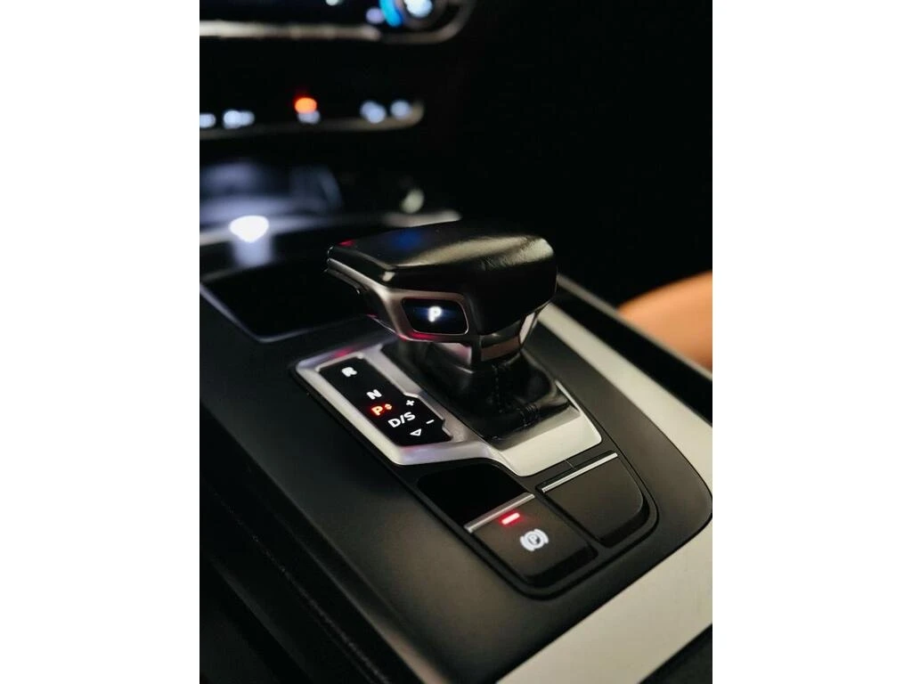 Audi Q5 * Komfort * CARFAX * ��� ������������ ������ | Mobile.bg � ����������� 16