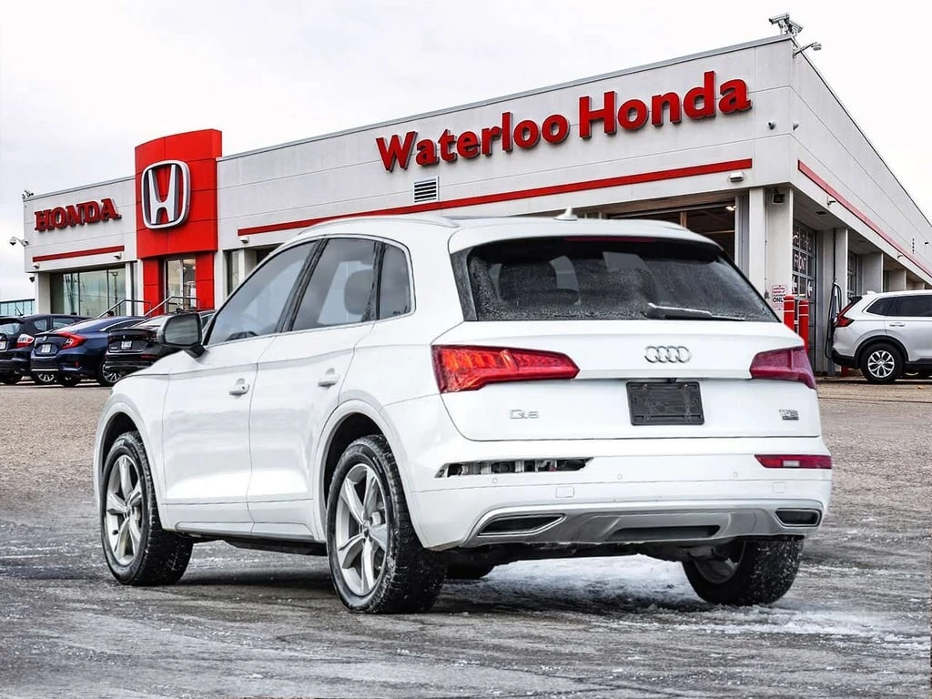 Audi Q5 * quattro Premium Plus * CARFAX * ЦЕНА ДО БГ - изображение 5