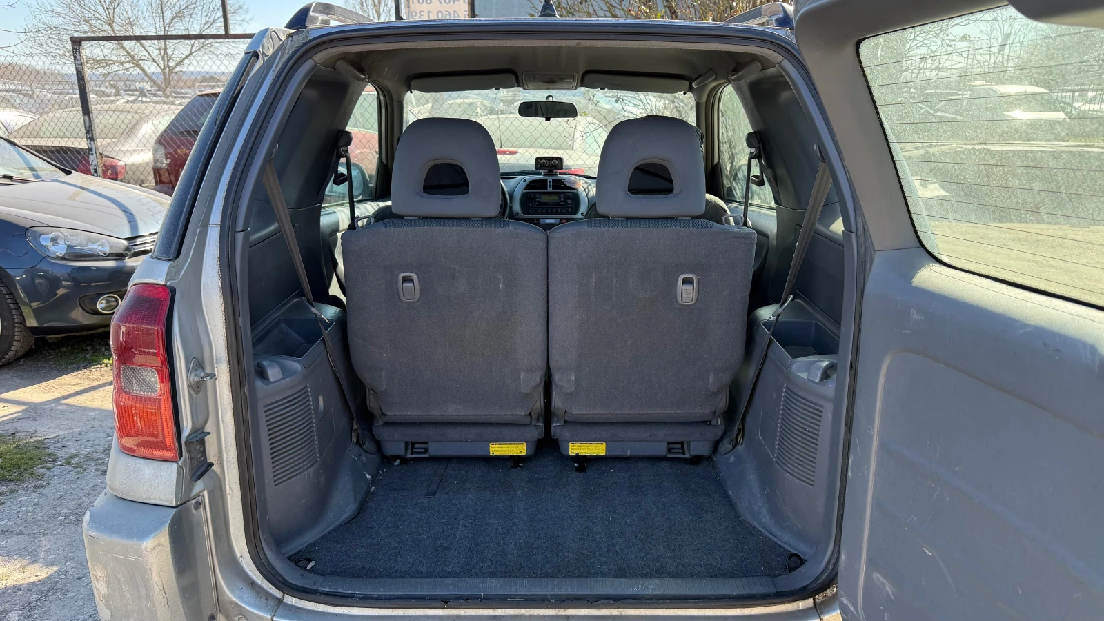 Toyota Rav4 2.0D4D, снимка 15 - Автомобили и джипове - 53770476