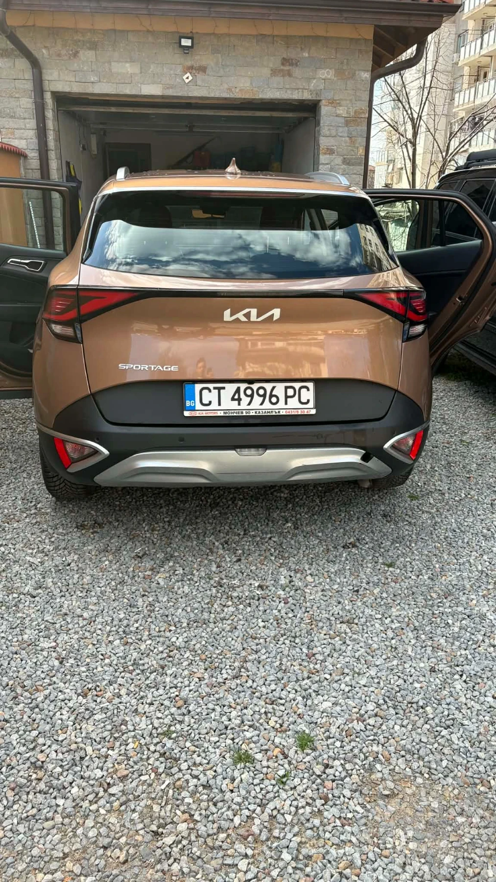 Kia Sportage, снимка 8 - Автомобили и джипове - 54207528