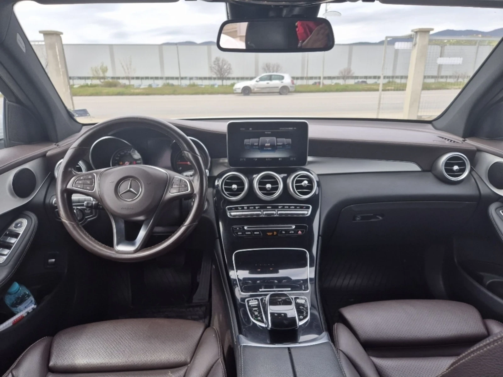 Mercedes-Benz GLC 250 D 9G Tronic AirMatik PANORAMA , снимка 9 - Автомобили и джипове - 54211350