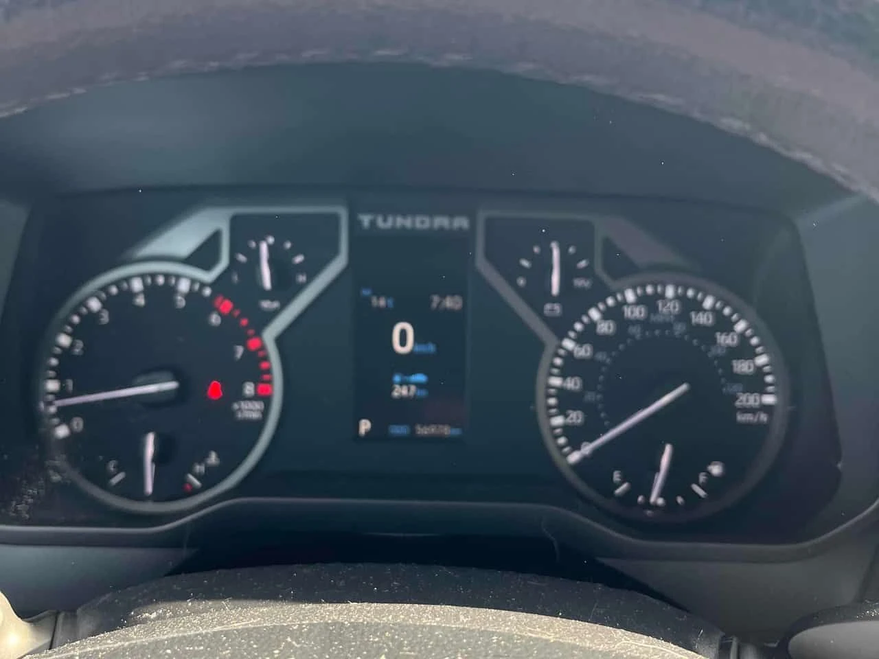 Toyota Tundra * SR * CARFAX * ЦЕНА ДО БГ, снимка 8 - Автомобили и джипове - 55143571