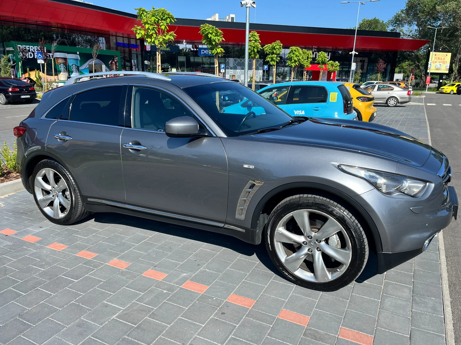 Infiniti Fx 30, снимка 3 - Автомобили и джипове - 55231314