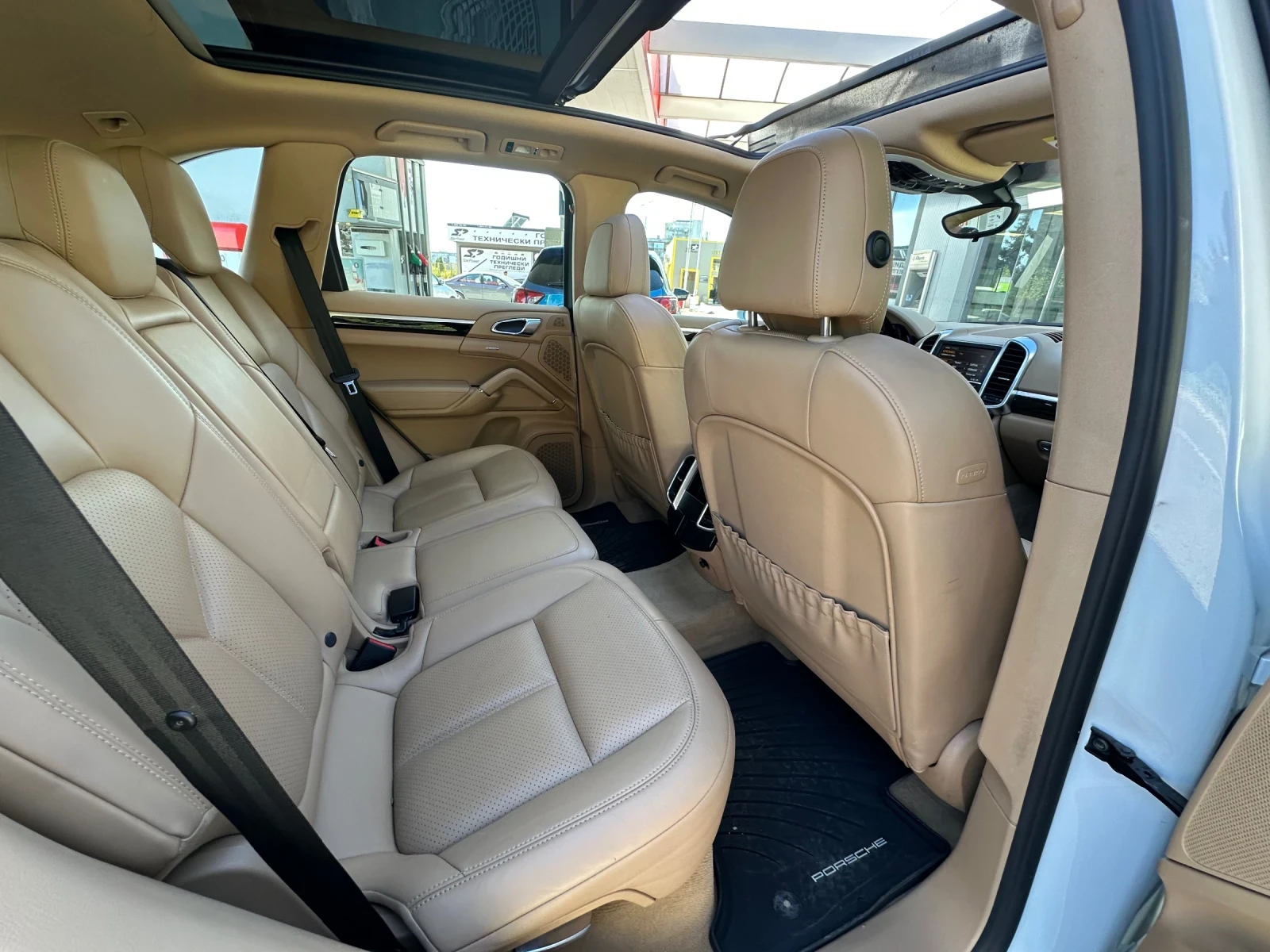 Porsche Cayenne ЛИЗИНГ/Бартер 3.0d  262кс, снимка 12 - Автомобили и джипове - 56020434