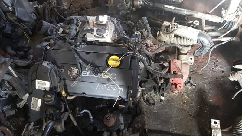 Двигател за Opel Astra, снимка 1 - Части - 20442615
