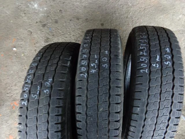 Гуми Зимни 205/75R16, снимка 2 - Гуми и джанти - 16588355