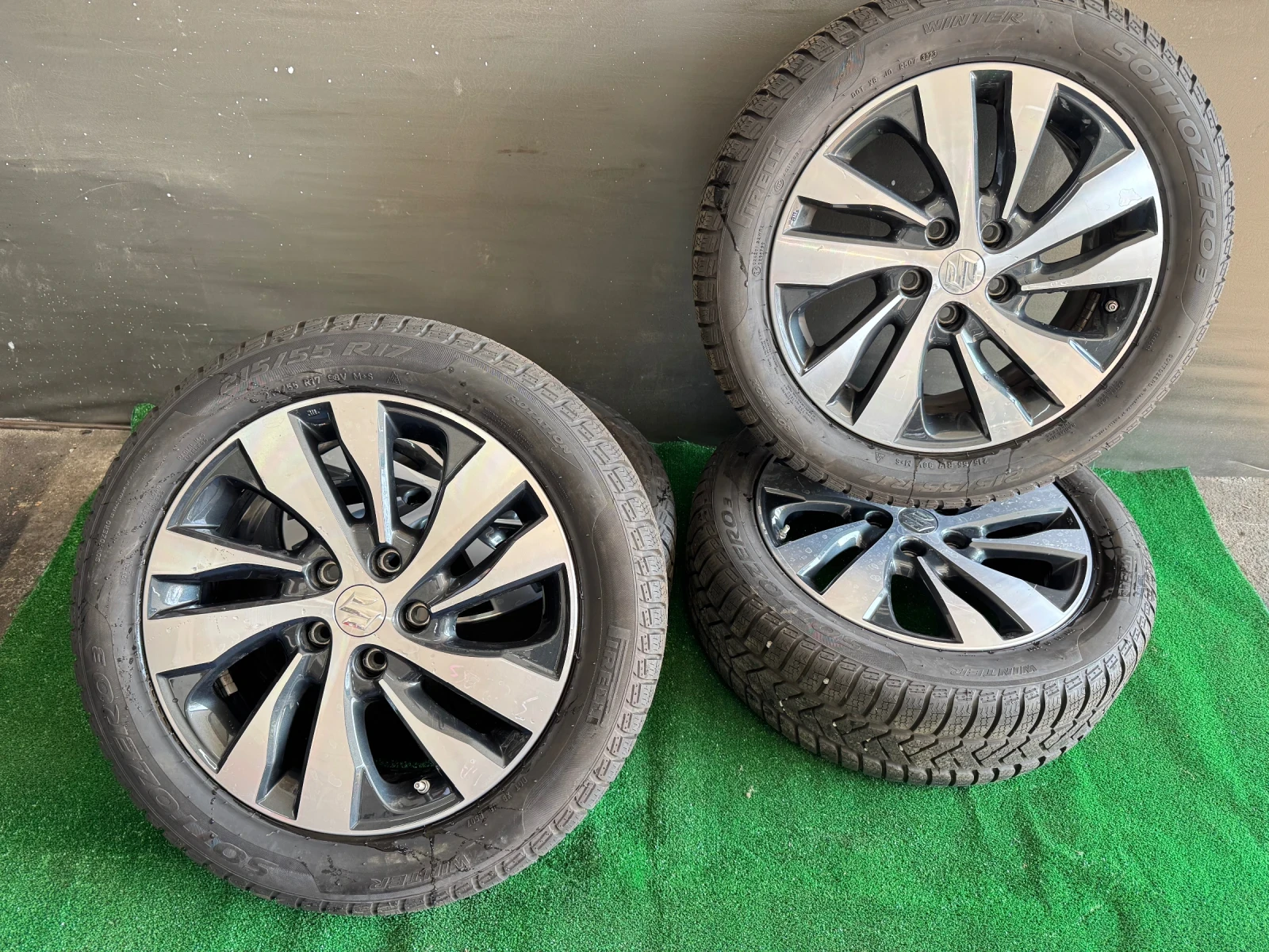 ���� � ������ 215/55R17 �� Suzuki SX4 S-Cross | Mobile.bg � ����������� 1