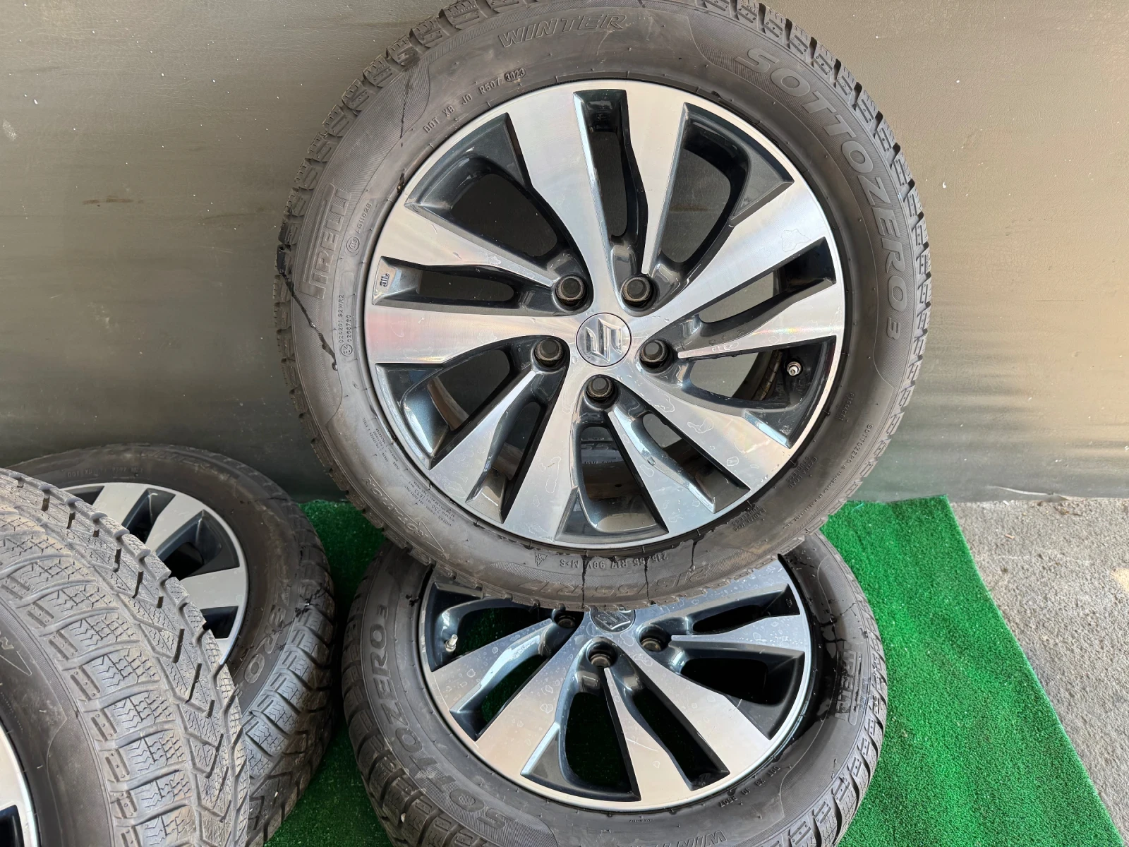 ���� � ������ 215/55R17 �� Suzuki SX4 S-Cross | Mobile.bg � ����������� 3
