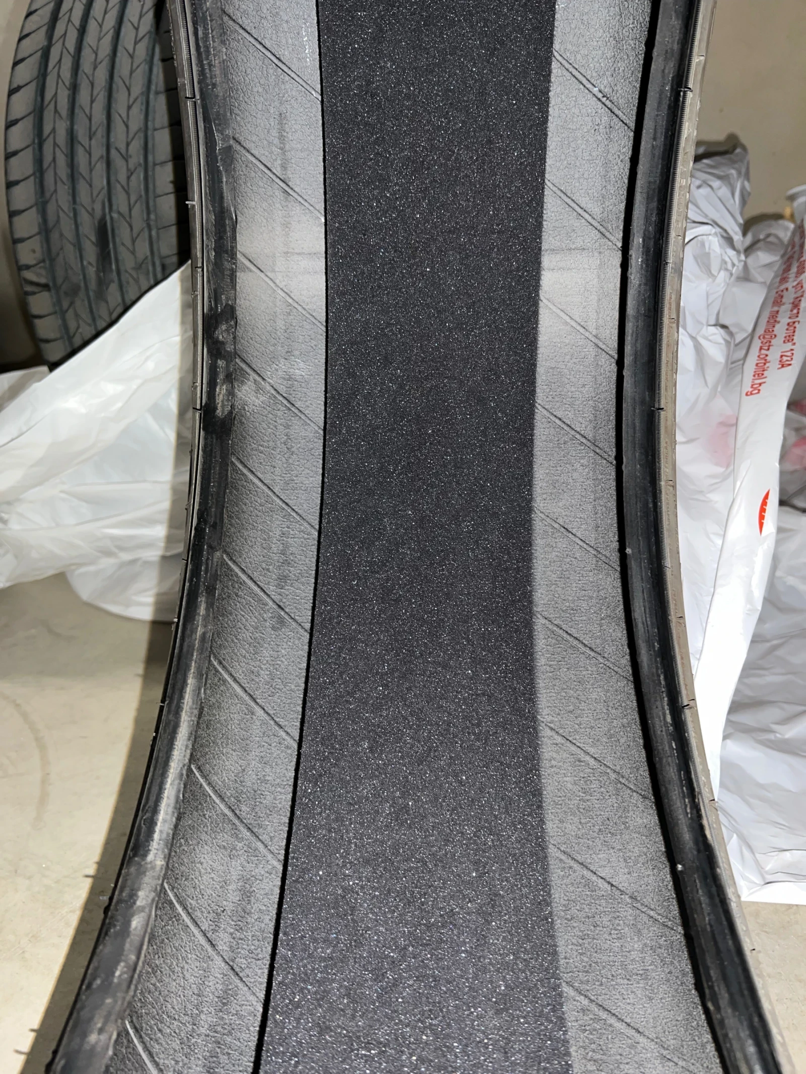 ���� 215/50R19 | Mobile.bg � ����������� 9