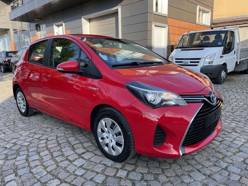 Toyota Yaris 1.5 Hybrid , снимка 3 - Автомобили и джипове - 45762749