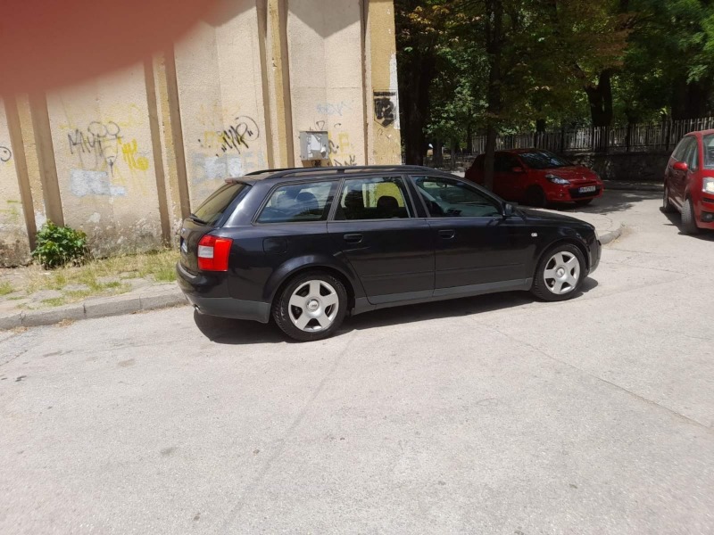 Audi A4 1.8T , снимка 3 - Автомобили и джипове - 46390536