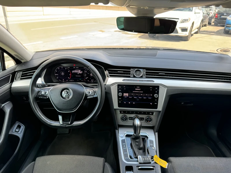 VW Passat Comfortline, 1.5 TSI Petrol 150 HP, 5d, DSG 7speed, снимка 8 - Автомобили и джипове - 46588857