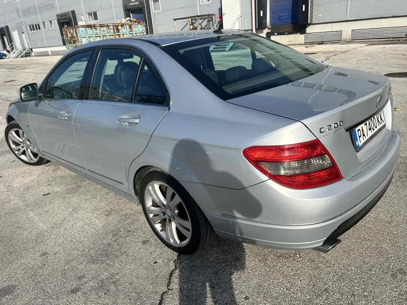 Mercedes-Benz C 200, снимка 3 - Автомобили и джипове - 48147393