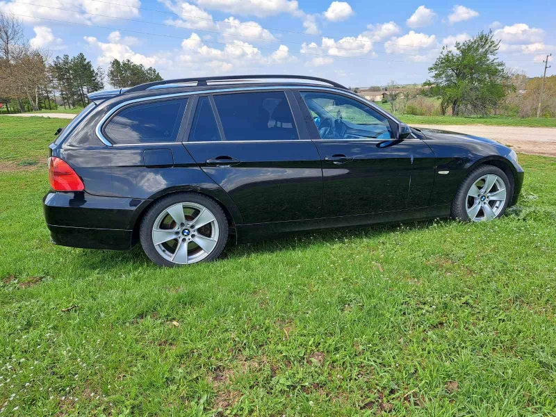 BMW 325 xi, снимка 3 - Автомобили и джипове - 48327728